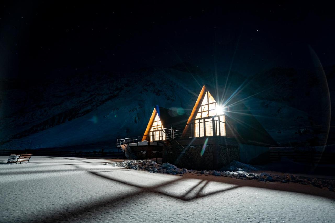 Villa Voyager à Kazbegi Extérieur photo