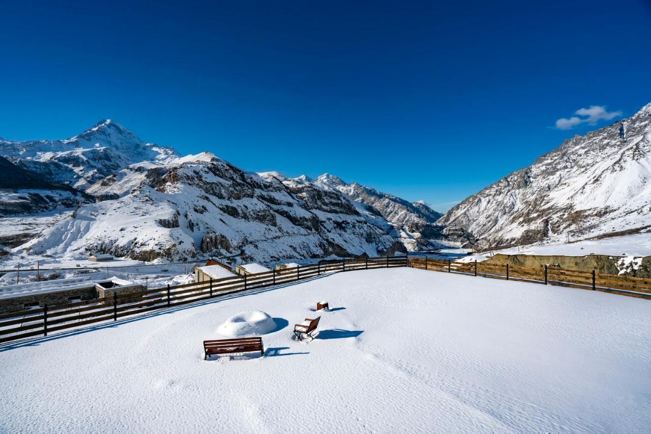 Villa Voyager à Kazbegi Extérieur photo
